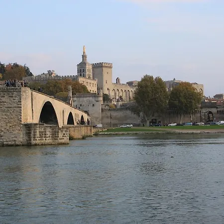 A La Terrasse D'avignon *
